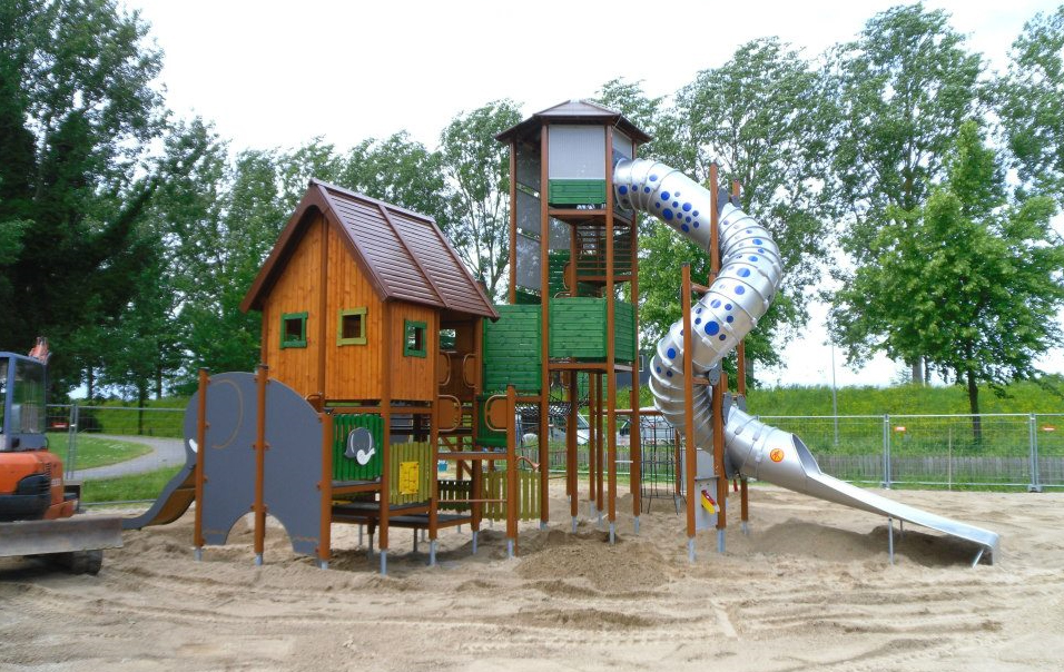 Sliedrecht Montage aan het werk